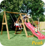 Dtěské hřiště Jungle Gym Peak - červená skluzavka a závěsná houpačka